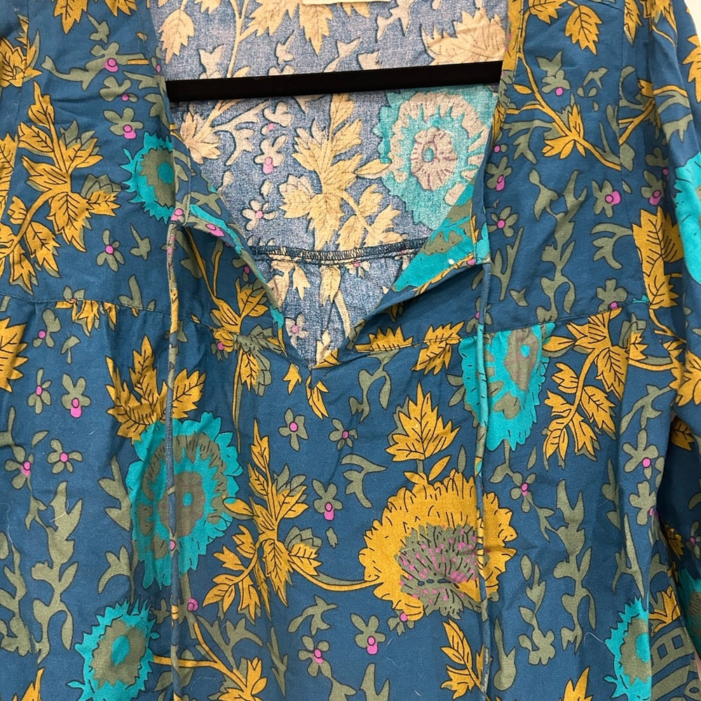 Natural Life Boho Floral Print Top in Blue and Green - Picture 2 of 5